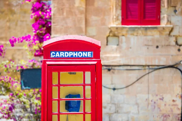 Cardphone i en Street i Valletta — Stockfoto
