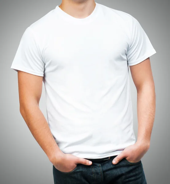 Genç ile boş bir beyaz gömlek — Stok fotoğraf