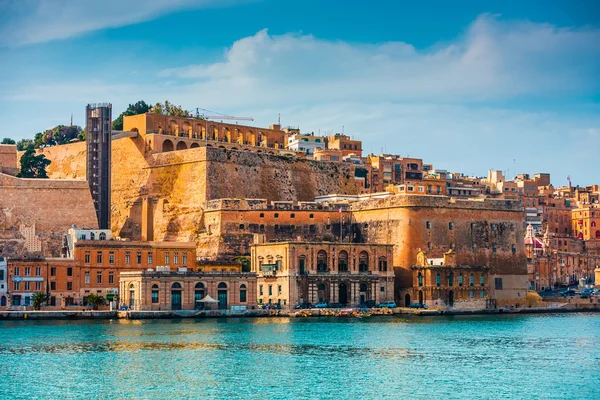 View on Valletta from The Grand Harbour — Stock Photo, Image