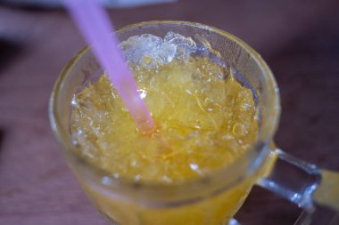 Soda Limon Suyu, serin ve ferahlatıcı.