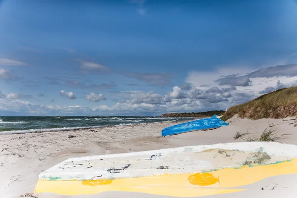 Yellow beach boat — 스톡 사진