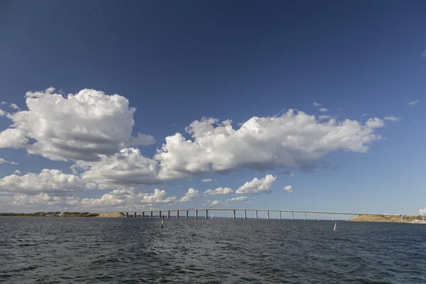 Inselbrücke — Stockfoto