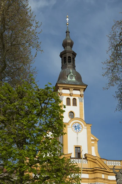 Wieża kościoła klasztoru — Zdjęcie stockowe