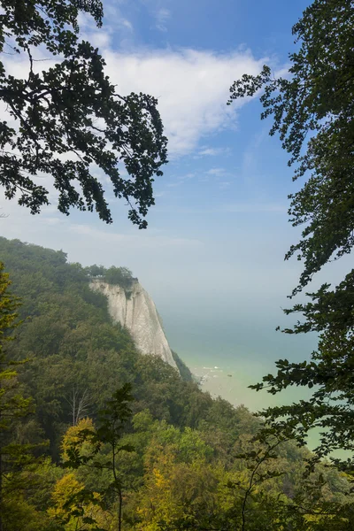 Limestone protrusion — Stock Photo, Image