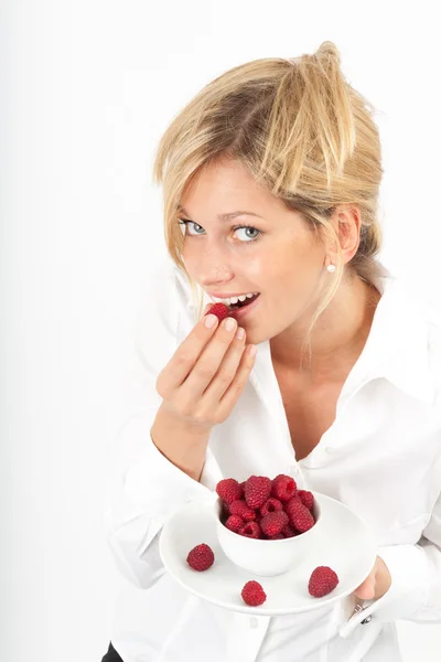 Snacking raspberry — Stock Photo, Image