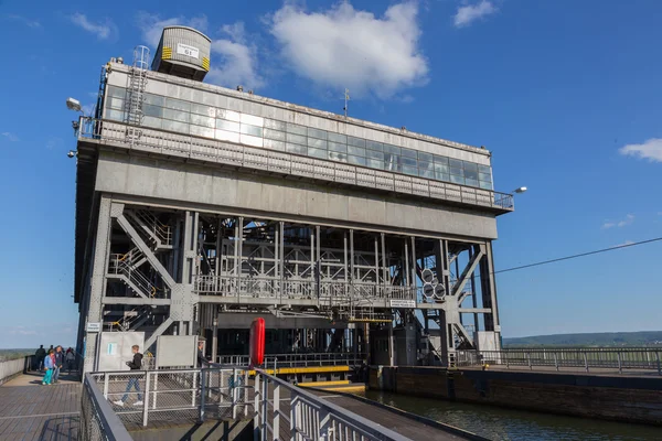 Ships elevator — Stock Photo, Image