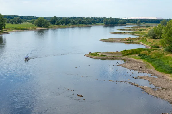 Elbe with breakwaters — Stock Photo, Image