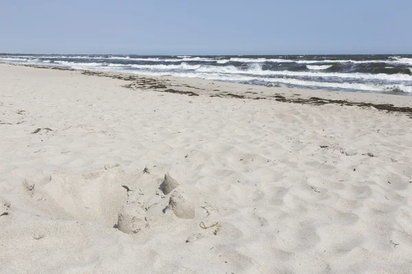 Ігрова яма на пляжі — стокове фото
