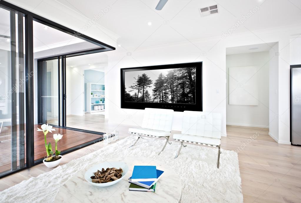 Luxe woonkamer en glazen deur ingang naar binnen — Stockfoto ... Luxe woonkamer en glazen deur ingang naar binnen — Stockfoto ...