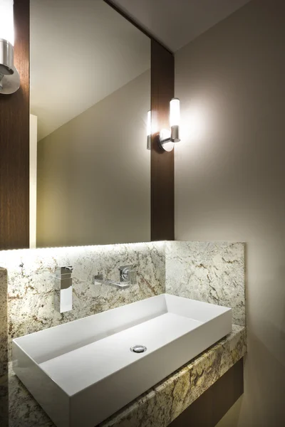 Modern bir banyo bir ayrıntı — Stok fotoğraf