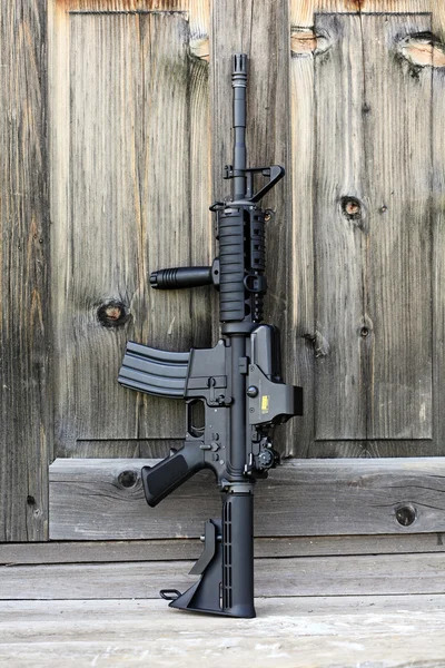 El rifle negro — Foto de Stock