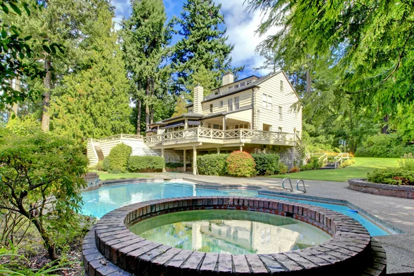 Private swimming pool at summertime — Stock Photo, Image