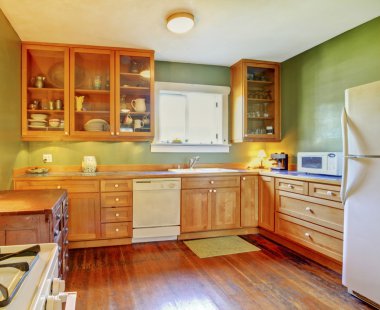 Basit mutfak oda iç yeşil duvar ve parke f