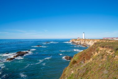 California güvercin noktası deniz feneri