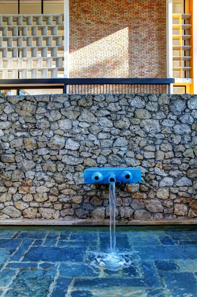 Niza, Francia - 22 de octubre de 2011. Fundación Maeght. Esculturas en jardín al aire libre . —  Fotos de Stock