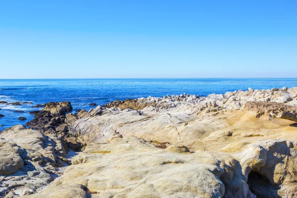 Pietre spiaggia oceano — Foto Stock