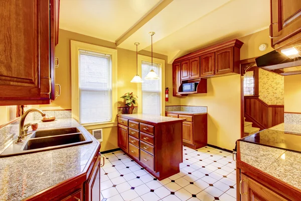 Northwest kitchen room interior with cabinets, kitchen island — Stock Photo, Image
