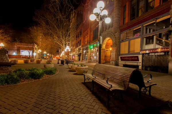 SEATTLE, WA - 23 de marzo de 2011. Plaza Pioneer. Centro ciudad . — Foto de Stock