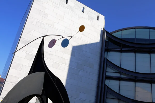 Nice, France - October 17, 2011: Architectural detail of the Museum of Contemporary Art — Stock Photo, Image