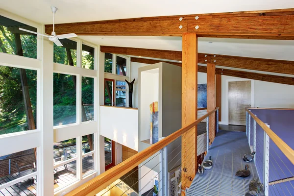 Staircase bridge with panoramic view and wooden beams ceiling. — Stock Photo, Image