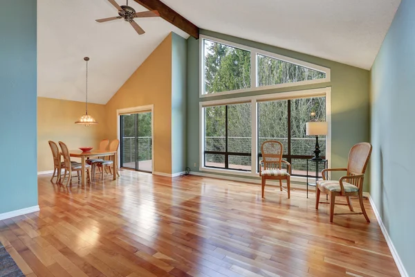 Empty room with dining area with hardwood floor