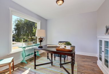 Ev ofis iç. Eski stil evinde Vintage ahşap Resepsiyon