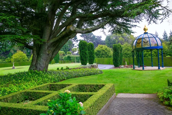 DUNEDIN, NUEVA ZELANDA - 10 DE FEBRERO DE 2015: jardín en el castillo de Larnach . —  Fotos de Stock