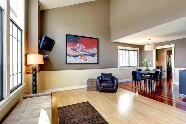 Classic house interior. Dining room and hallway — Stock Photo, Image