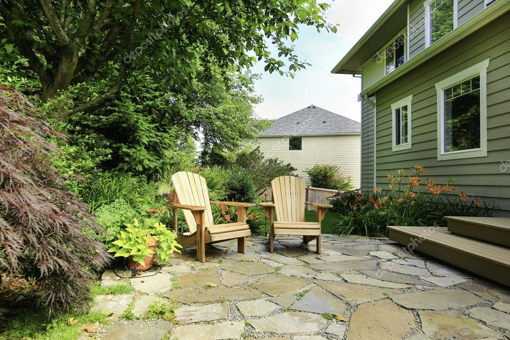 Download - Outdoor rest area. Backyard with wooden chairs — Stock Image