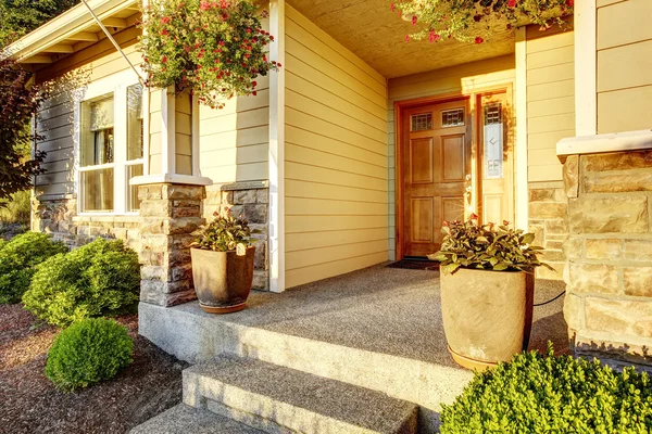 Entrance porch with stone trim — Stock Photo, Image