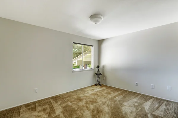 Emtpy room with soft brown carpet floor — Stock Photo, Image