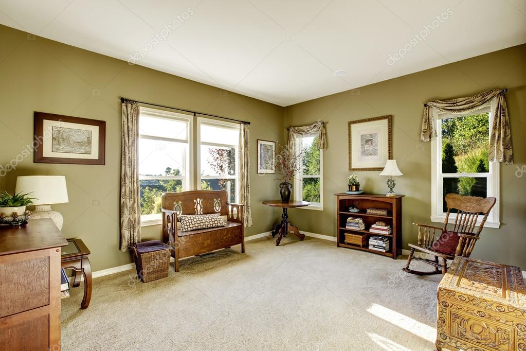 Room with antique furniture — Stock Photo © iriana88w 52980399