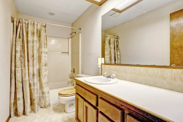 Simple bathroom interior in empty house — Stock Photo, Image