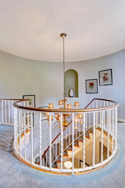 Spiral staircase in luxury house — Stock Photo, Image