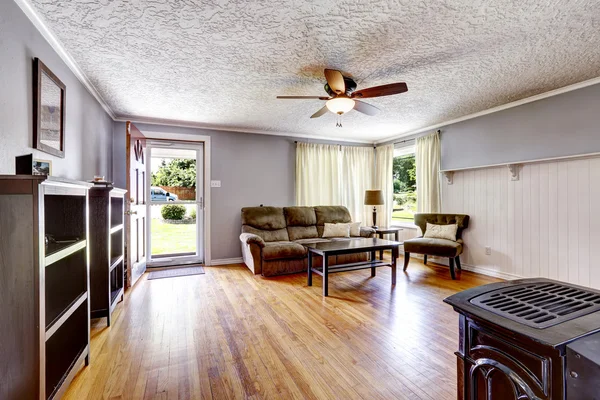 Living room interior in old house — Stock Photo, Image