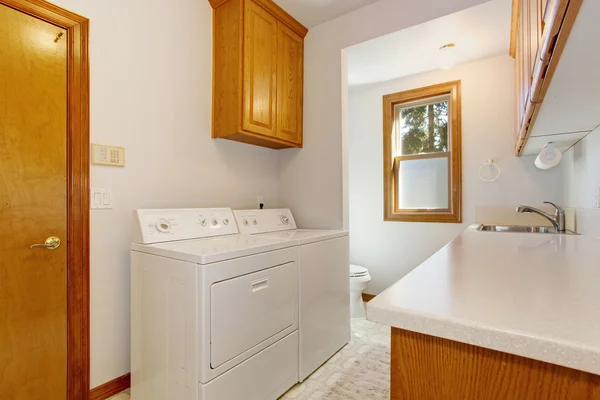 Laundry room in american house — Stock Photo, Image