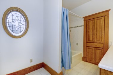 Eski Amerikan evinde banyo iç