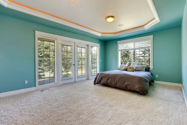 Turkuaz renkli yatak odası — Stok fotoğraf