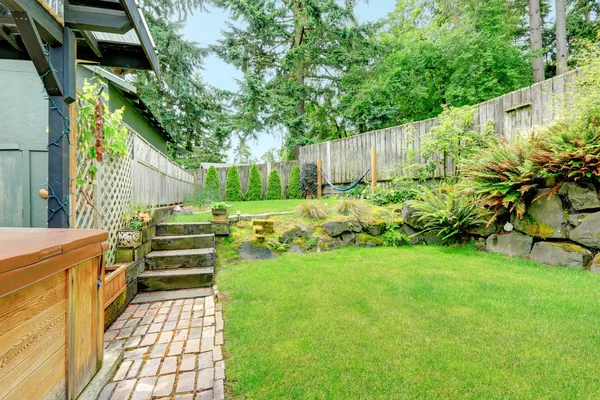Fenced backyard landscape desing — Stock Photo, Image
