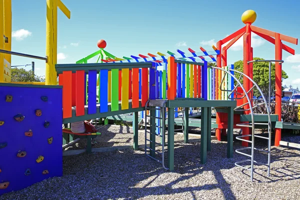 Gran parque infantil al aire libre para niños . —  Fotos de Stock