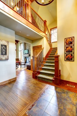 Zarif giriş içine ev.