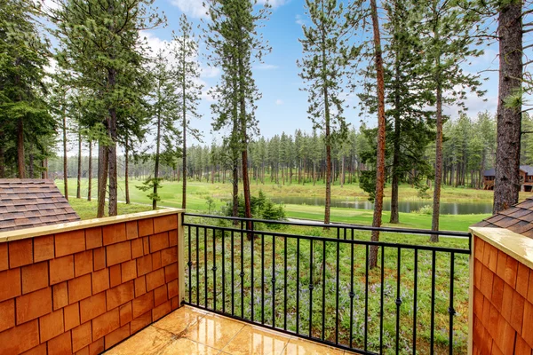 Beautiful view from deck of luxury home. — Stock Photo, Image