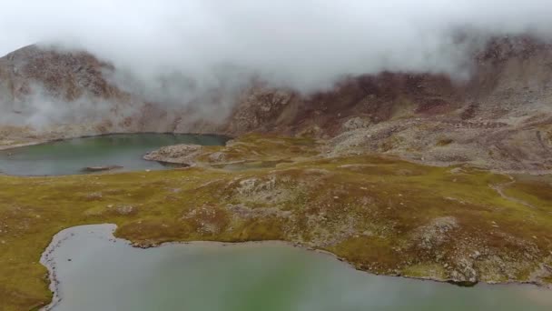 Uitzicht Toppen Bergmeren Bovenloop Van Kensu Rivier Episch Uitzicht Het — Stockvideo