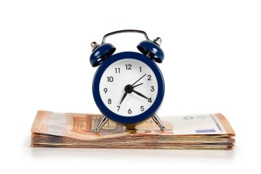 50 avroluk banknotların çalar saati izole edilmiş, para kavramı