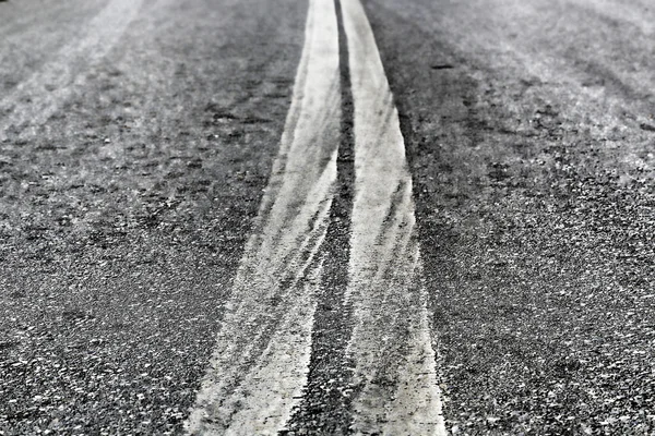 Camino de asfalto —  Fotos de Stock