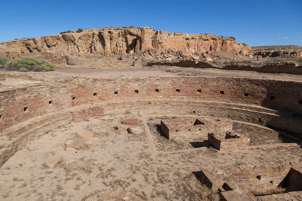 Titta Gamla Kivas Chetro Ketl Great House Webbplats Byggd Anasazi — Stockfoto