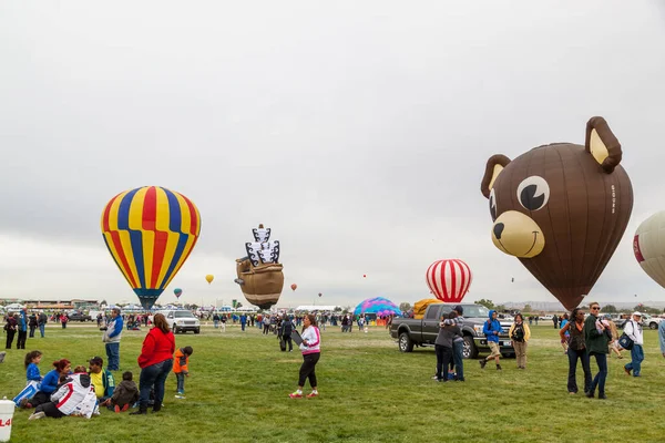 Albuquerque Nové Mexiko Usa Října 2014 Několik Unikátních Horkovzdušných Balónů — Stock fotografie