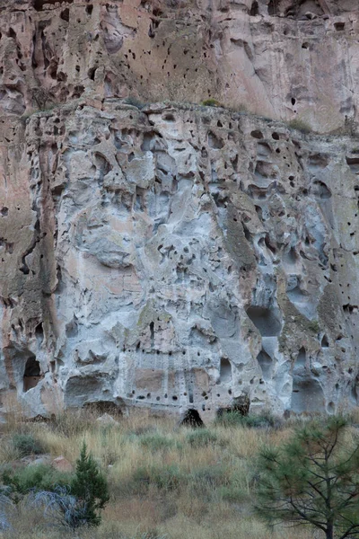 Древние Скальные Стены Песчаника Разрушенные Временем Образуют Сложные Формы Отверстия — стоковое фото