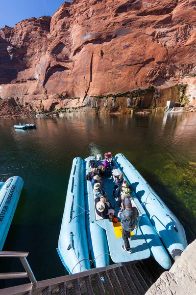 Glen Canyon Arizona États Unis Octobre 2014 Groupe Touristes Chargés — Photo