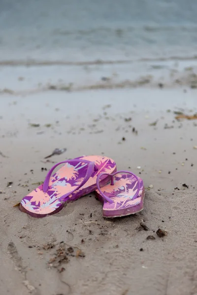 Tropiska Flip-Flops — Stockfoto